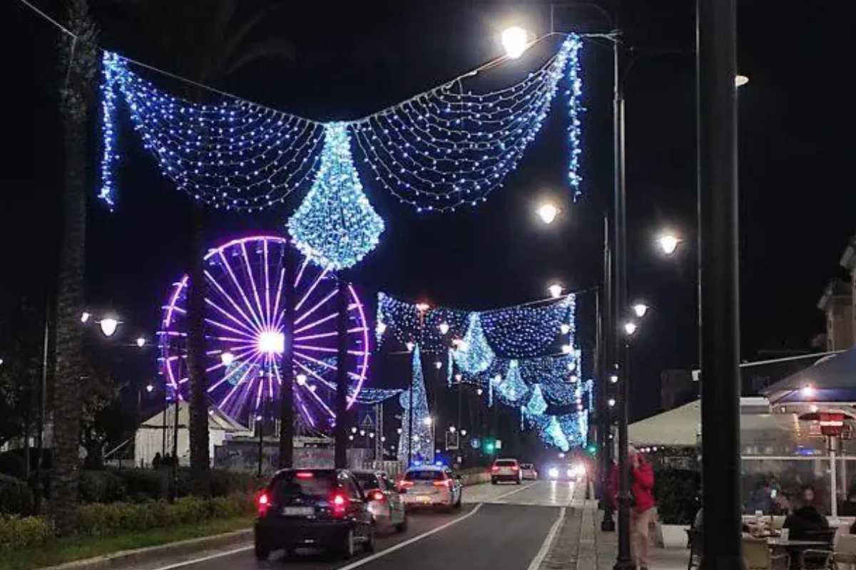 Rami modellabili: come questa caratteristica rende l'albero LED decorativo unico nel suo genere?